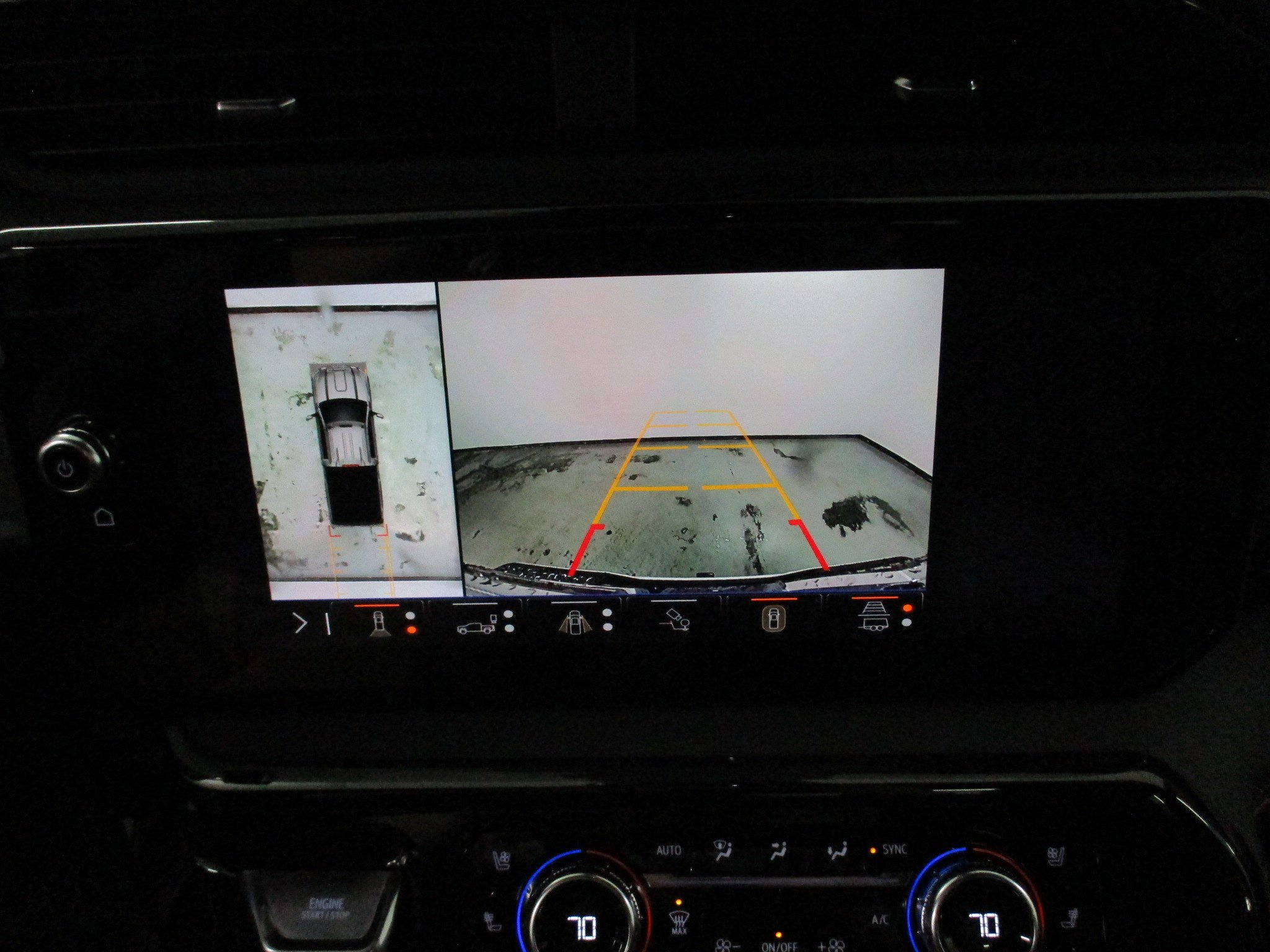 New 2025 GMC Sierra 2500 AT4 w/ Technology Package image 27