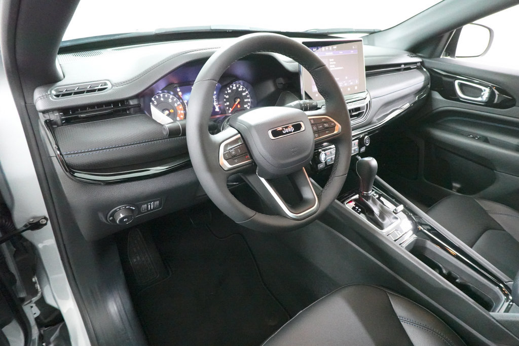 New 2026 Jeep Compass Limited AWD/4WD image 23