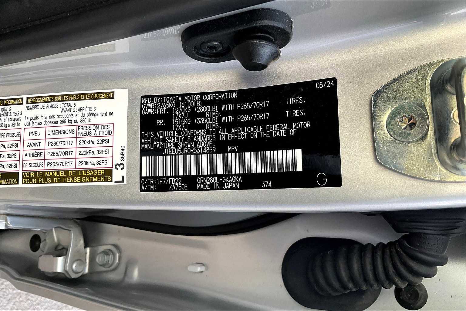 Certified 2024 Toyota 4Runner SR5 image 33