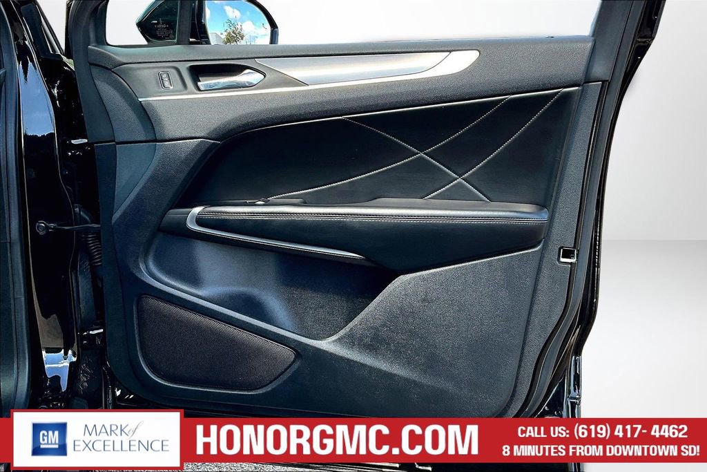 Used 2019 Lincoln MKC Reserve w/ MKC Technology Package image 28