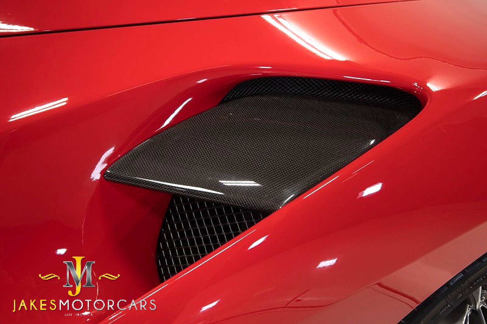 Used 2018 Ferrari 488 Spider image 23