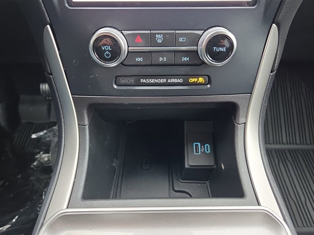 Used 2023 Ford Edge SEL w/ Convenience Package image 16