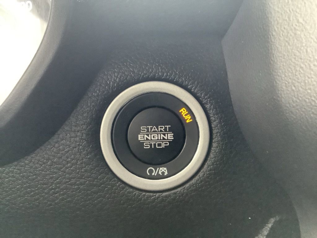 Used 2022 RAM 1500 Laramie w/ Sport Appearance Package image 17