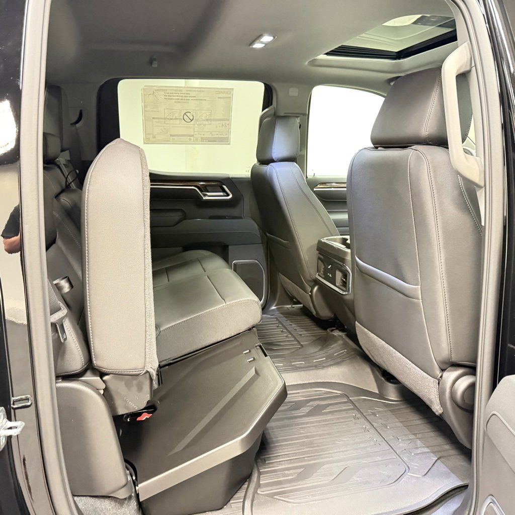 New 2026 GMC Sierra 1500 Elevation w/ Elevation Premium Package image 18