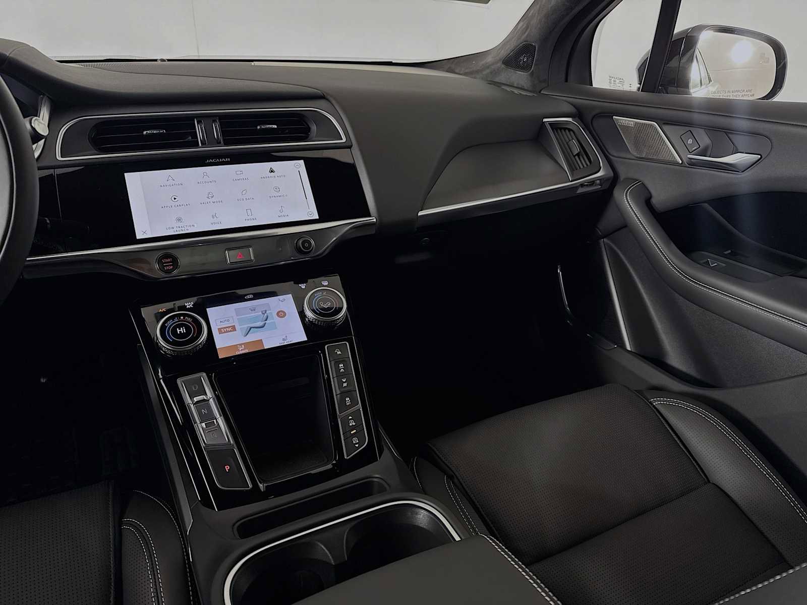 New 2024 Jaguar I-PACE R-Dynamic HSE image 23