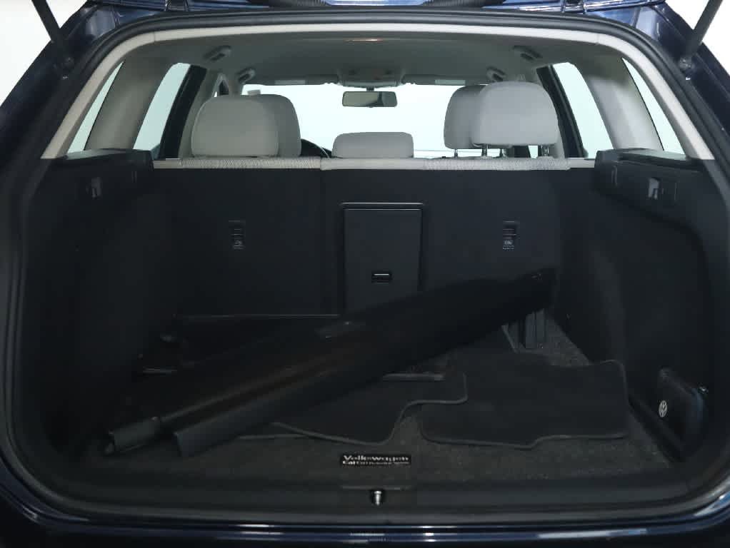 Used 2016 Volkswagen Golf S FWD image 28