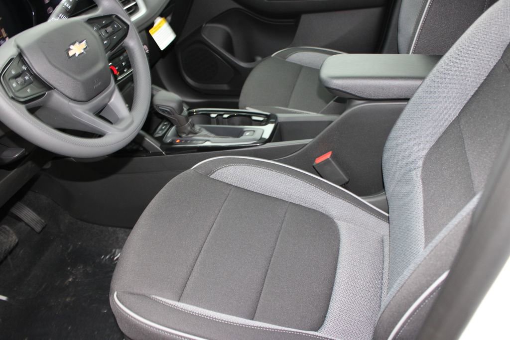 New 2026 Chevrolet TrailBlazer LS image 12