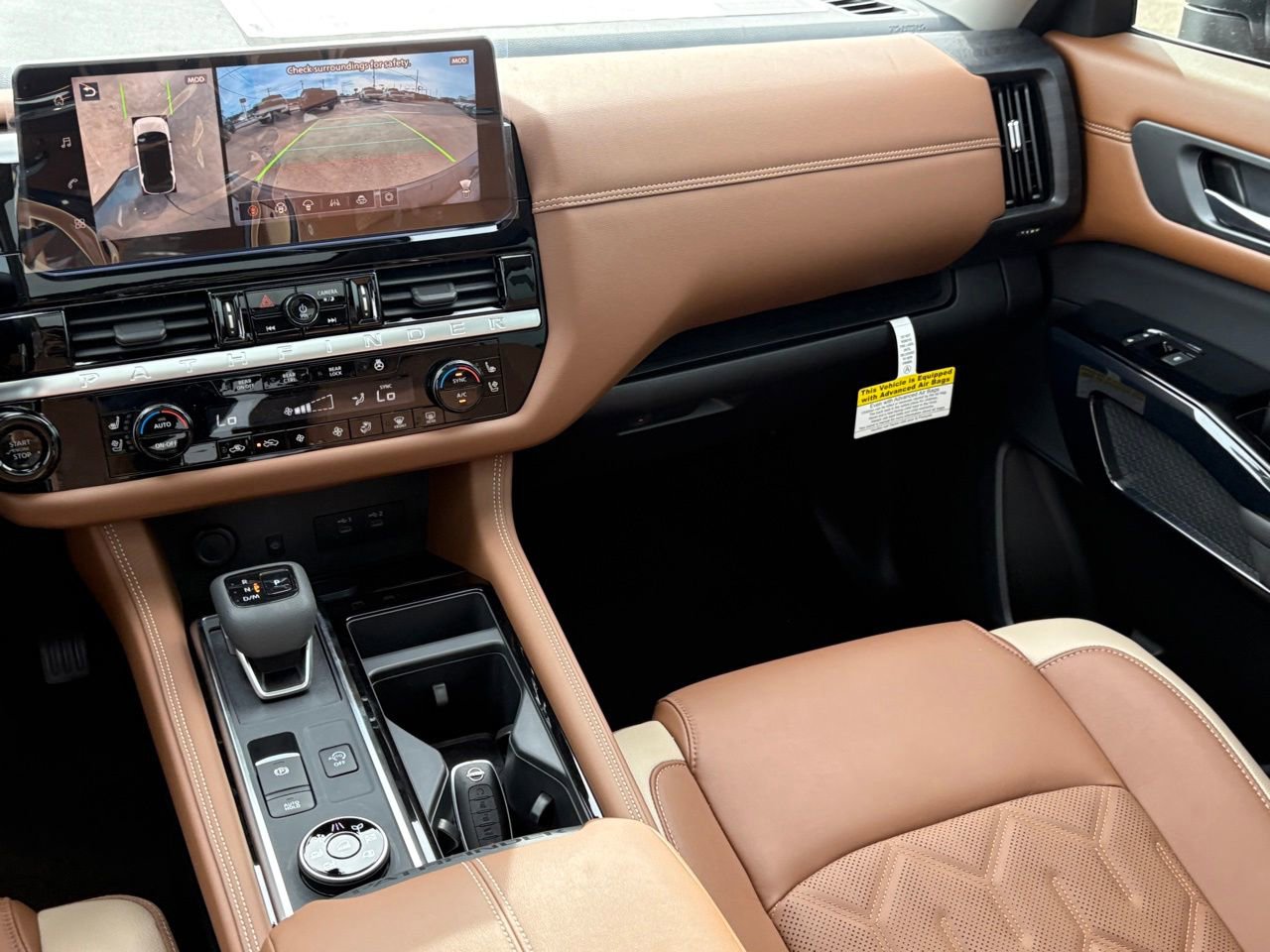 New 2026 Nissan Pathfinder Platinum AWD/4WD image 9
