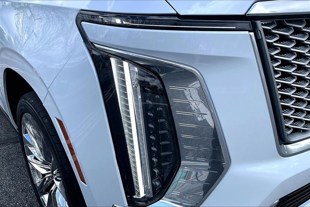 New 2026 Cadillac Escalade Platinum Luxury w/ LPO, Radiant Package AWD/4WD image 14