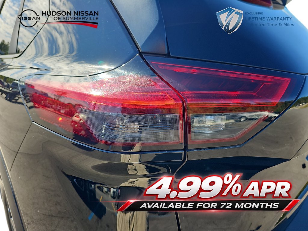 Used 2025 Nissan Rogue SV FWD image 35