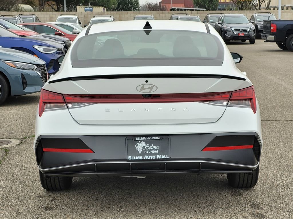 New 2026 Hyundai Elantra SEL Sport Premium FWD image 5