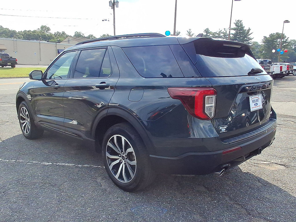 Used 2024 Ford Explorer ST-Line w/ Class IV Trailer Tow Package AWD/4WD image 28