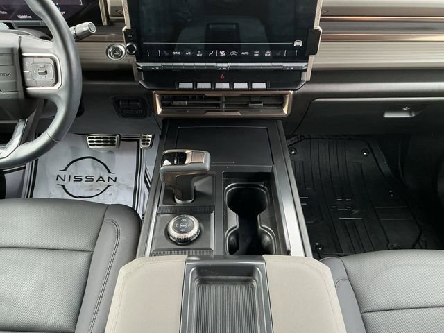 Used 2024 GMC Hummer EV 3X w/ LPO, Illumination Package image 15