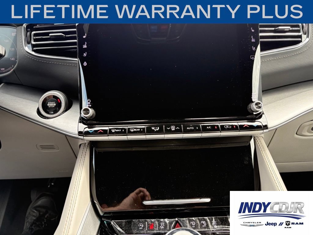 New 2026 Jeep Grand Wagoneer Limited AWD/4WD image 18
