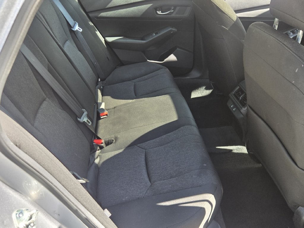 Certified 2025 Honda Accord SE image 16