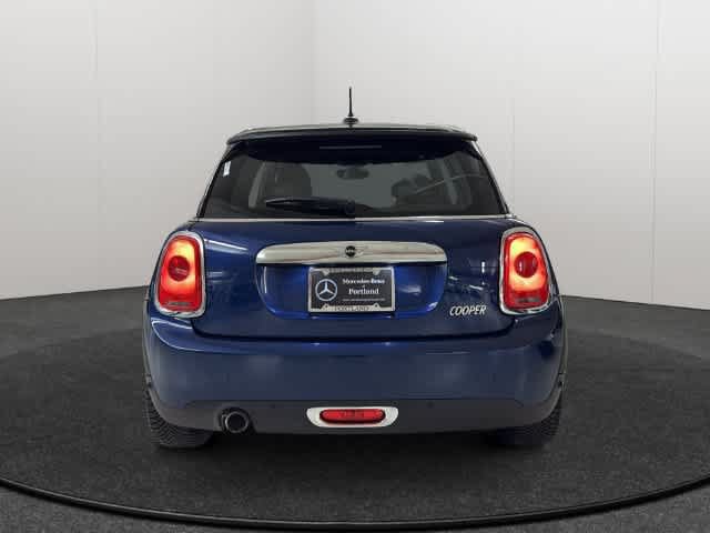 Used 2017 MINI Cooper 2-Door Hardtop FWD image 5