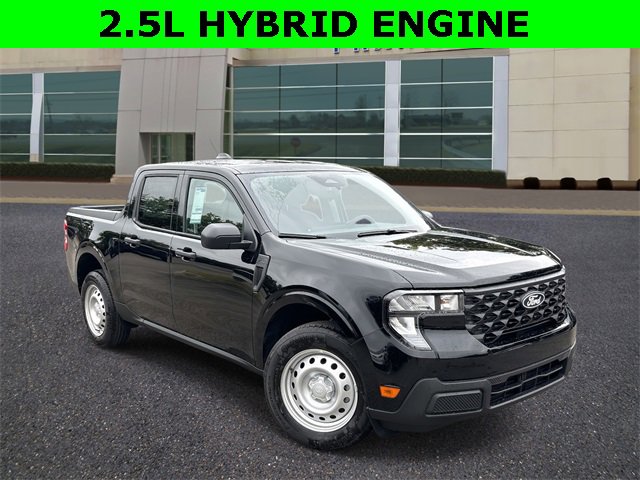 New 2025 Ford Maverick XL