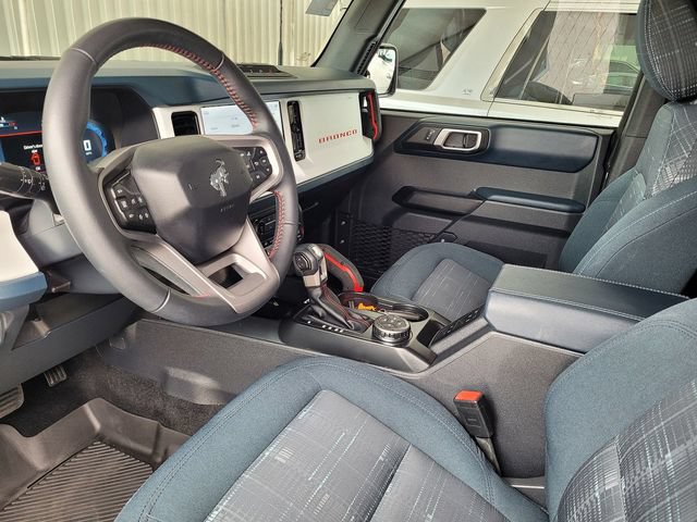 Used 2025 Ford Bronco Heritage Edition AWD/4WD image 10