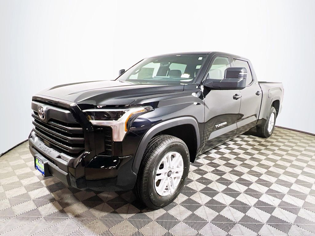 Used 2025 Toyota Tundra SR5 w/ SR5 Premium Package image 4
