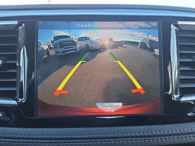 Used 2018 Chrysler Pacifica Limited image 10