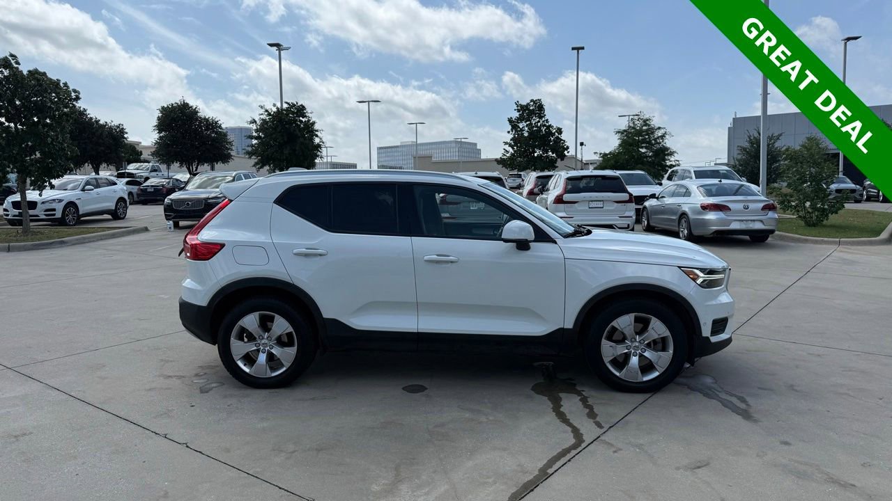 Used 2019 Volvo XC40 T5 Momentum AWD/4WD image 4