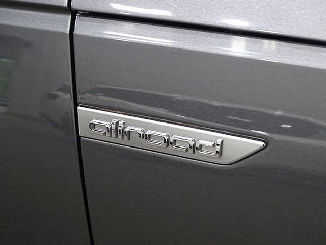 Used 2017 Audi A4 2.0T allroad Premium w/ Audi MMI Navigation Plus image 51