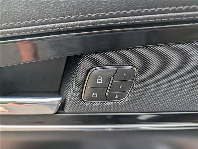 Used 2023 Lincoln Nautilus Reserve AWD/4WD image 30
