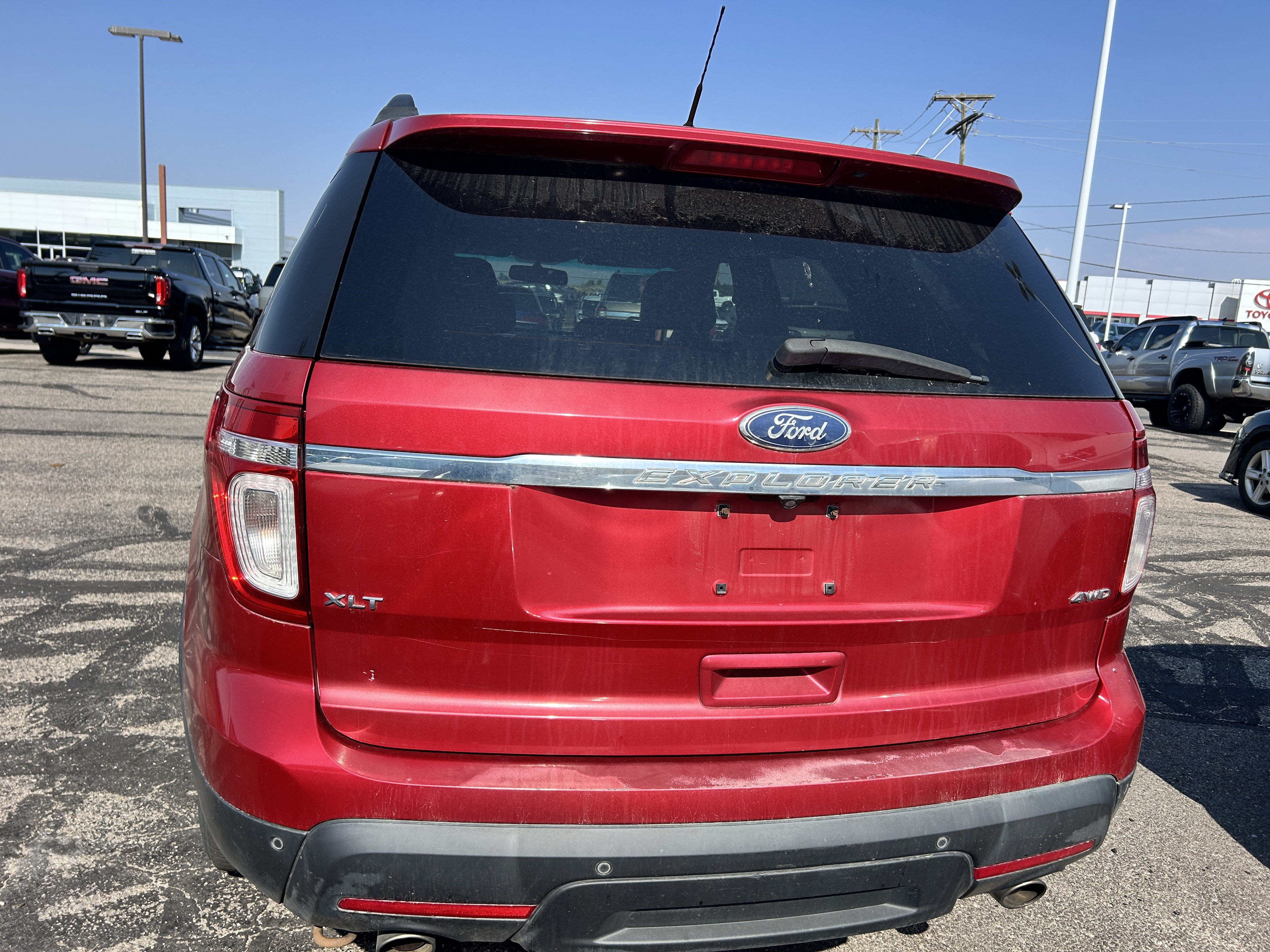 Used 2012 Ford Explorer XLT AWD/4WD image 4