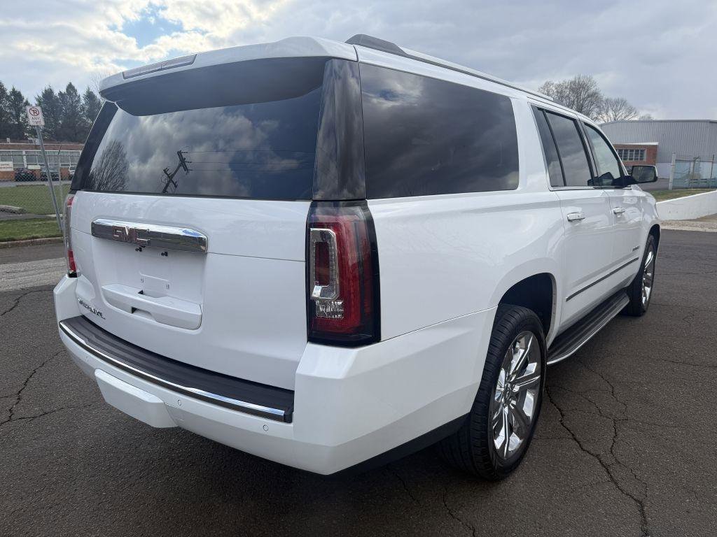 Used 2017 GMC Yukon XL Denali w/ Open Road Package image 12