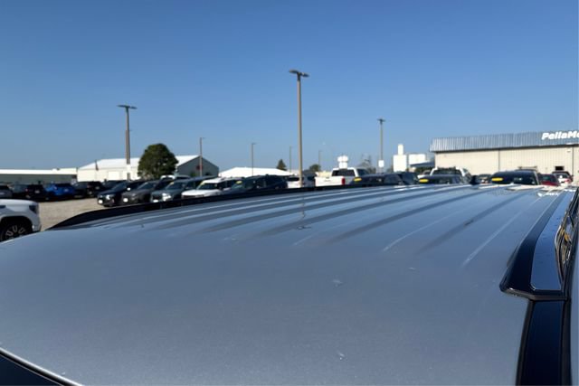Used 2024 Jeep Wagoneer L Series III w/ Flexible Seating Group AWD/4WD image 11