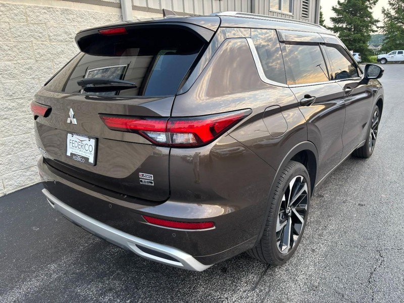Used 2022 Mitsubishi Outlander SEL AWD/4WD image 3