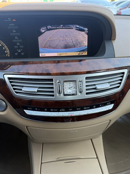 Used 2007 Mercedes-Benz S 550 image 13