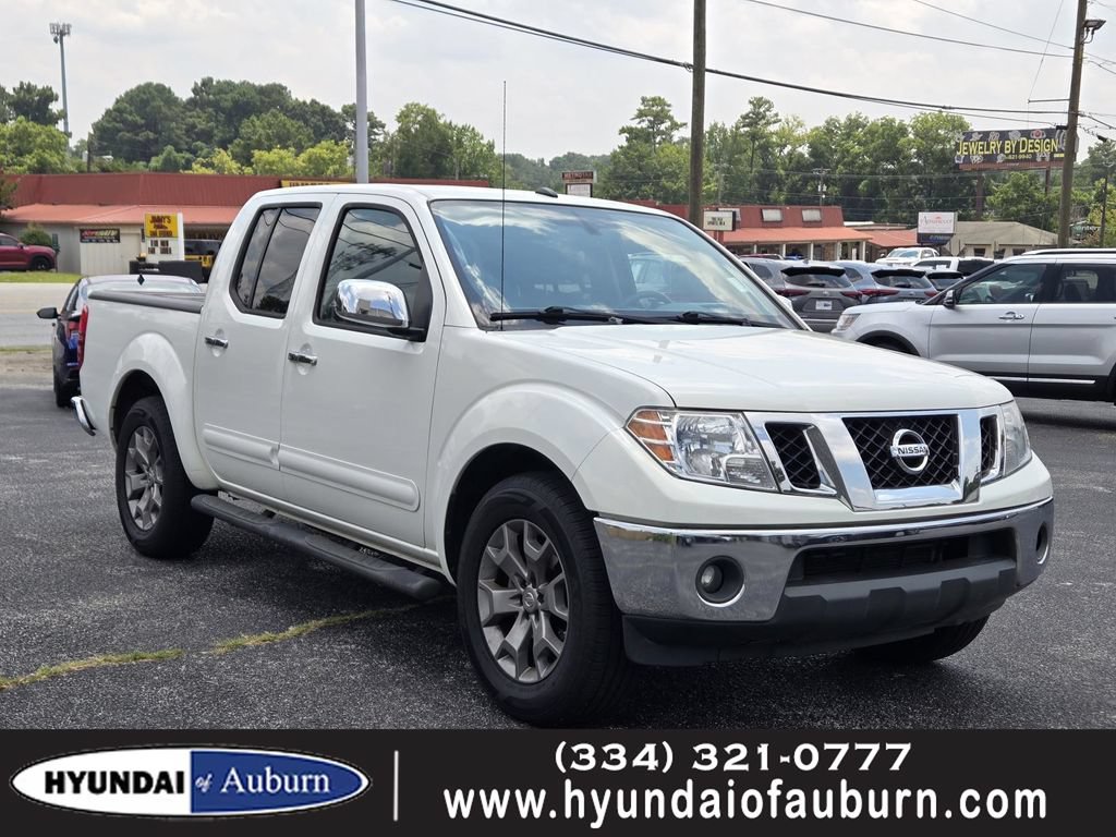 Used 2019 Nissan Frontier SL RWD image 1