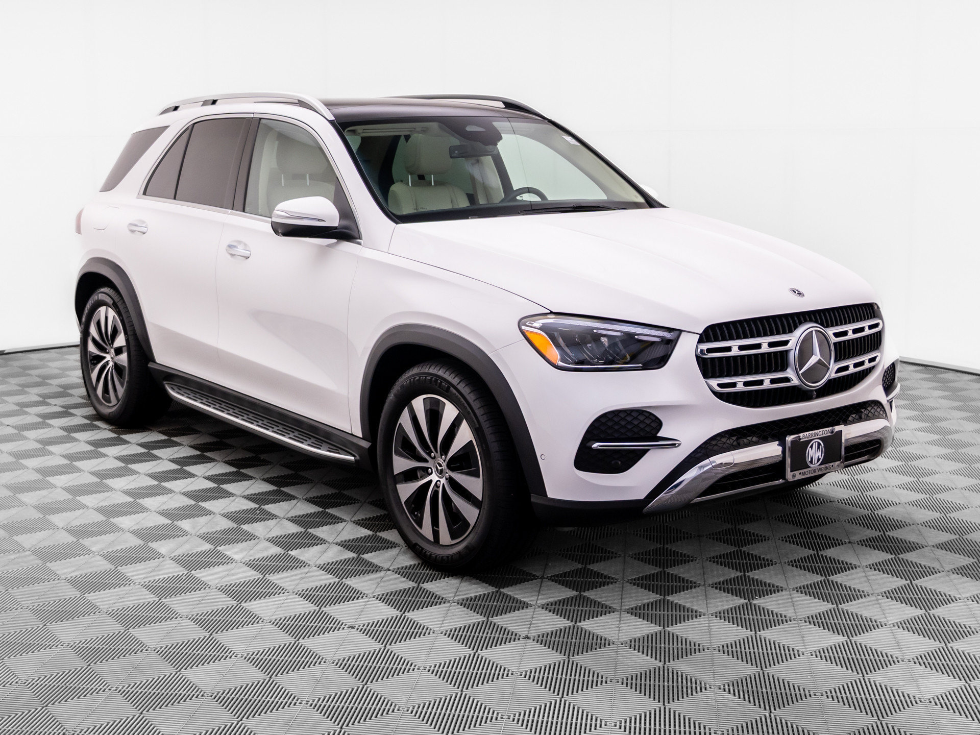 Used 2025 Mercedes-Benz GLE 350 4MATIC image 7