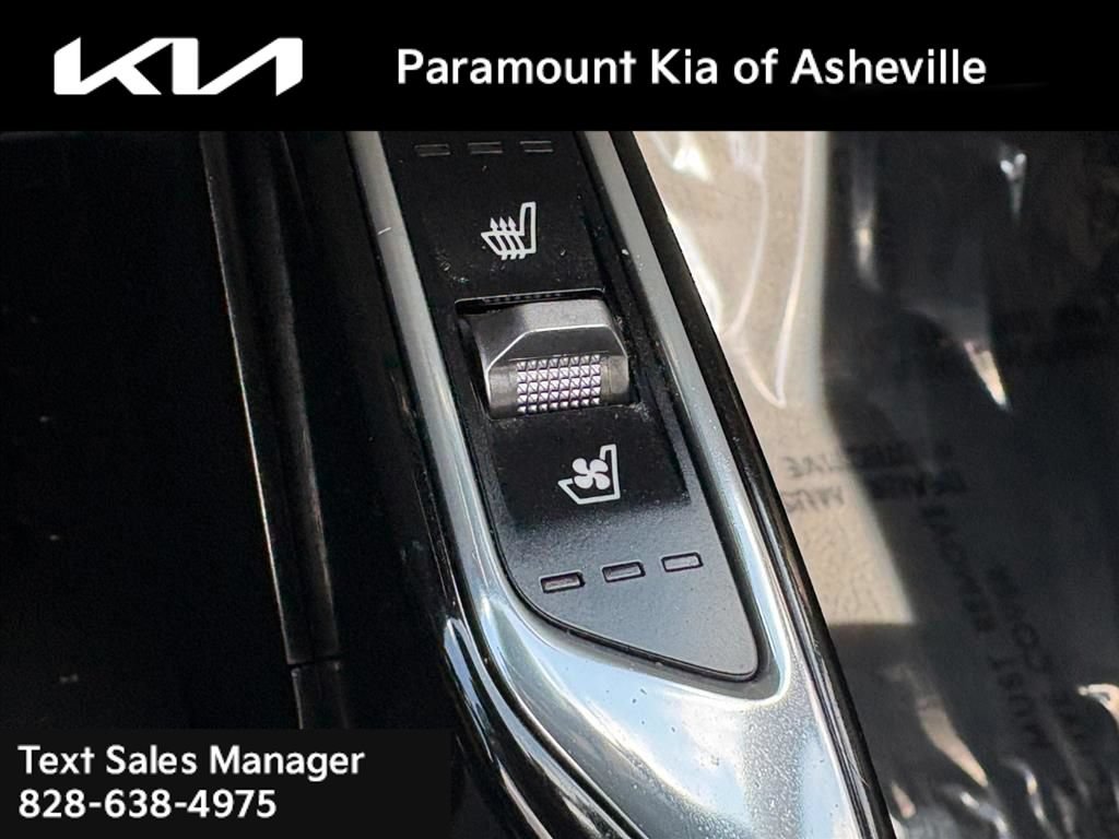 Certified 2022 Kia Sorento SX FWD image 16