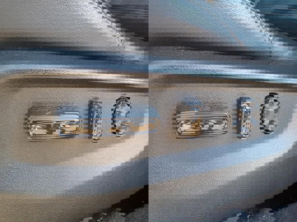 Used 2020 Honda CR-V EX-L image 4