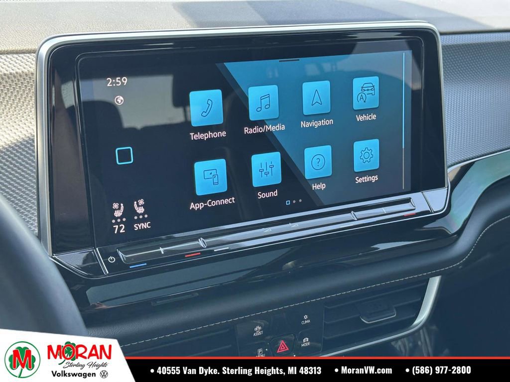 Certified 2024 Volkswagen Atlas Cross Sport SEL R-Line AWD/4WD image 30