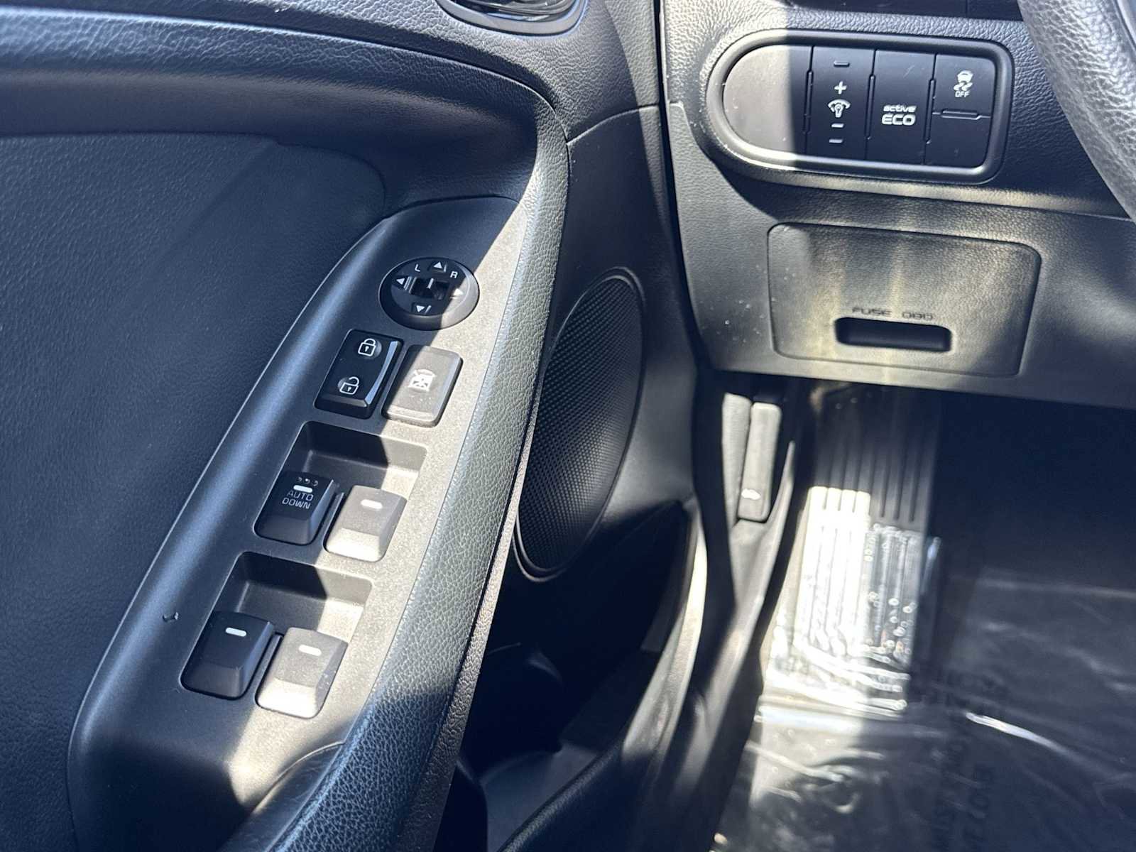 Used 2016 Kia Forte LX image 17