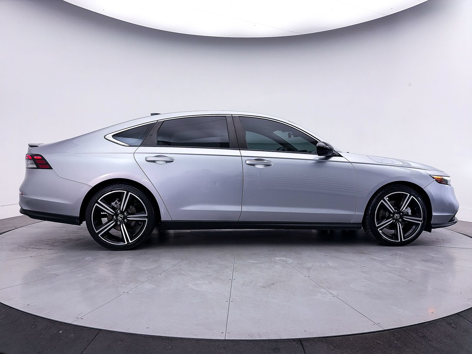 Used 2023 Honda Accord Sport image 42