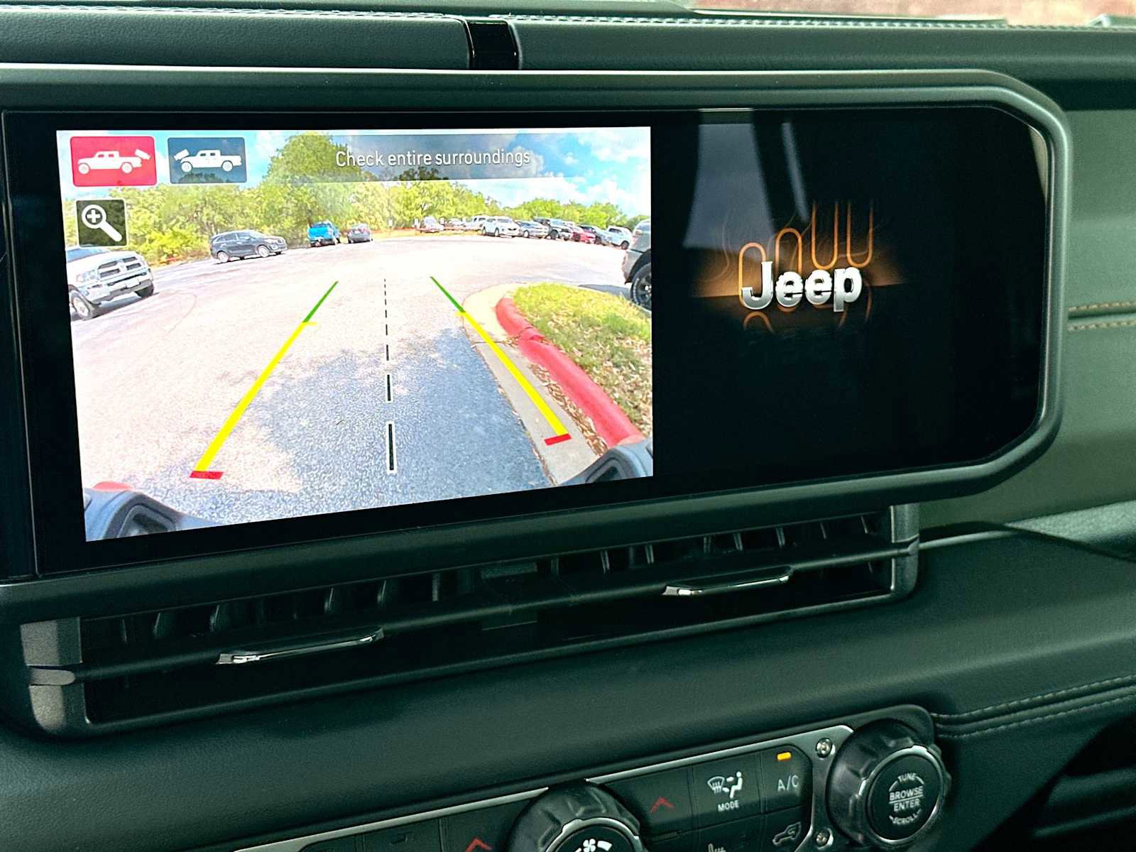 New 2026 Jeep Gladiator Mojave image 20