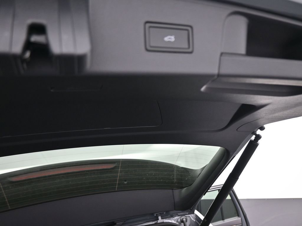 New 2026 Volkswagen Atlas SEL Premium R-Line image 41