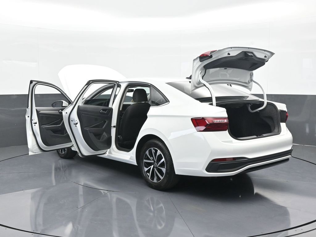 Used 2023 Volkswagen Jetta S image 72