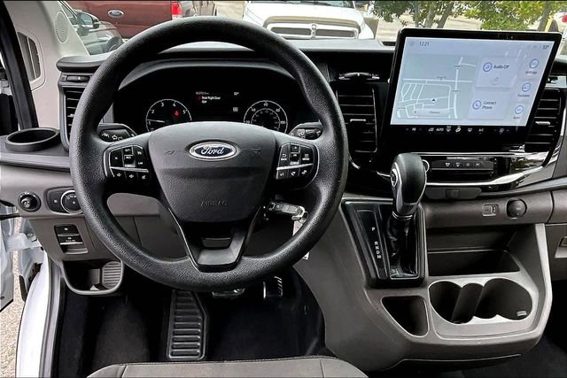 Used 2023 Ford Transit 350 XLT image 8