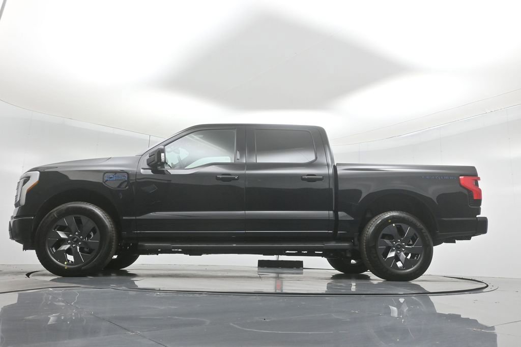 New 2025 Ford F150 Lightning Lariat image 7