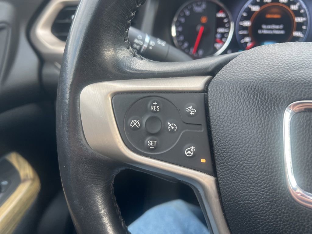 Used 2019 GMC Acadia Denali w/ Technology Package image 16