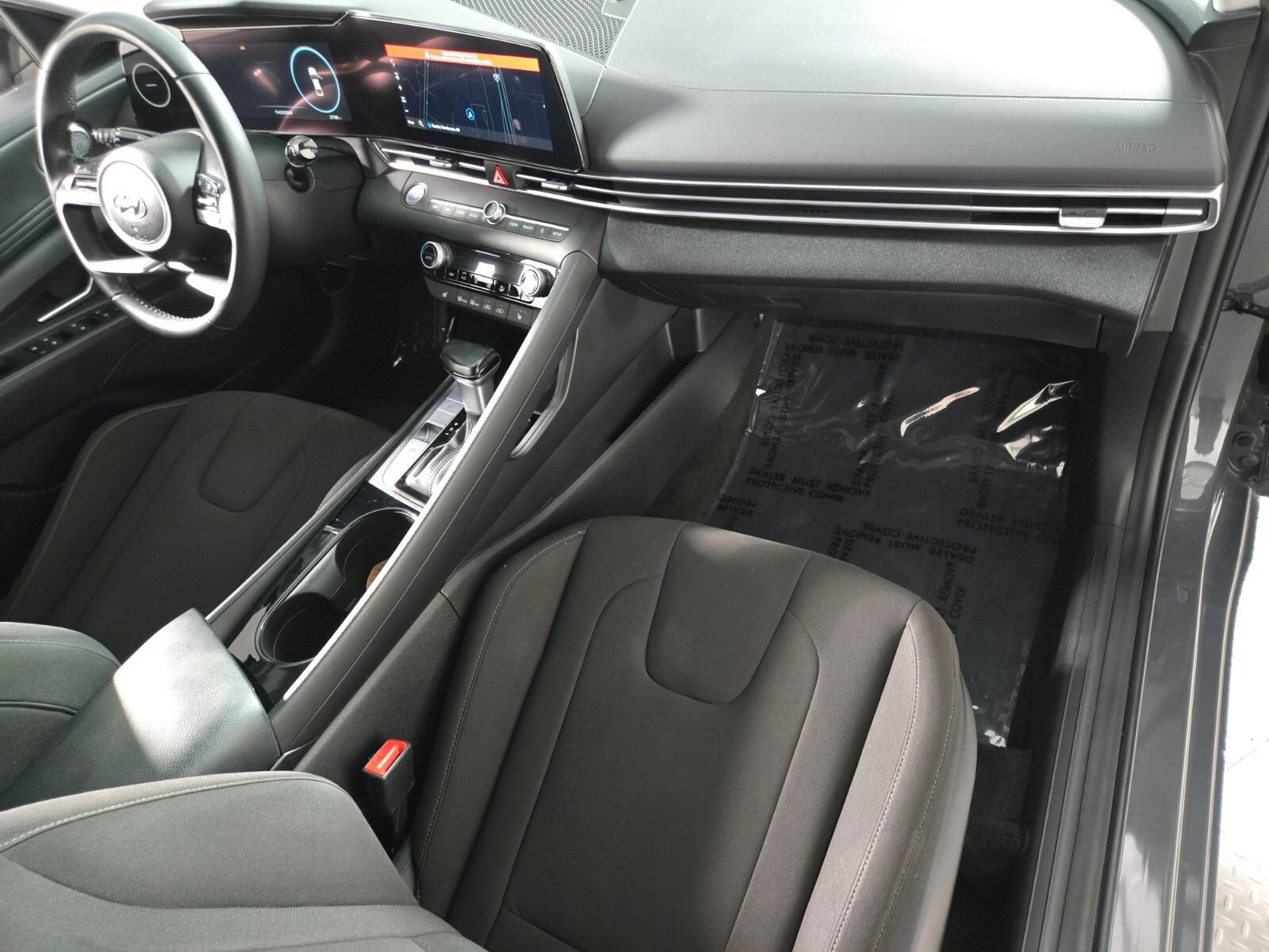 Used 2023 Hyundai Elantra SEL w/ Convenience Package FWD image 17