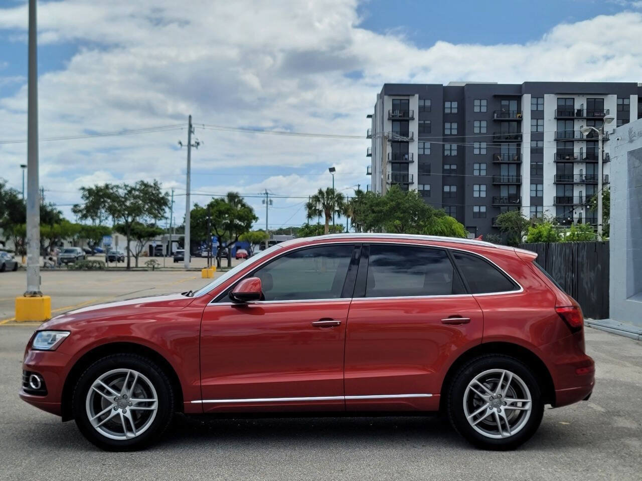 Used 2015 Audi Q5 2.0T Premium Plus AWD/4WD image 9