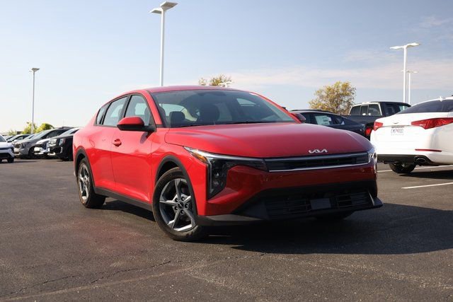 New 2025 Kia K4 FWD video 2