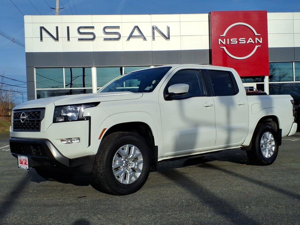 Certified 2022 Nissan Frontier SV