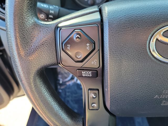 Used 2020 Toyota Tacoma SR AWD/4WD image 17